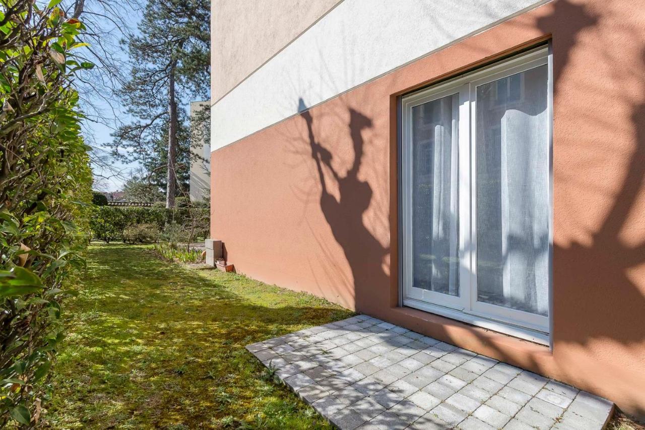 Suite Granges En Rez-De-Jardin Pour 4 Voyageurs Lyon Kültér fotó