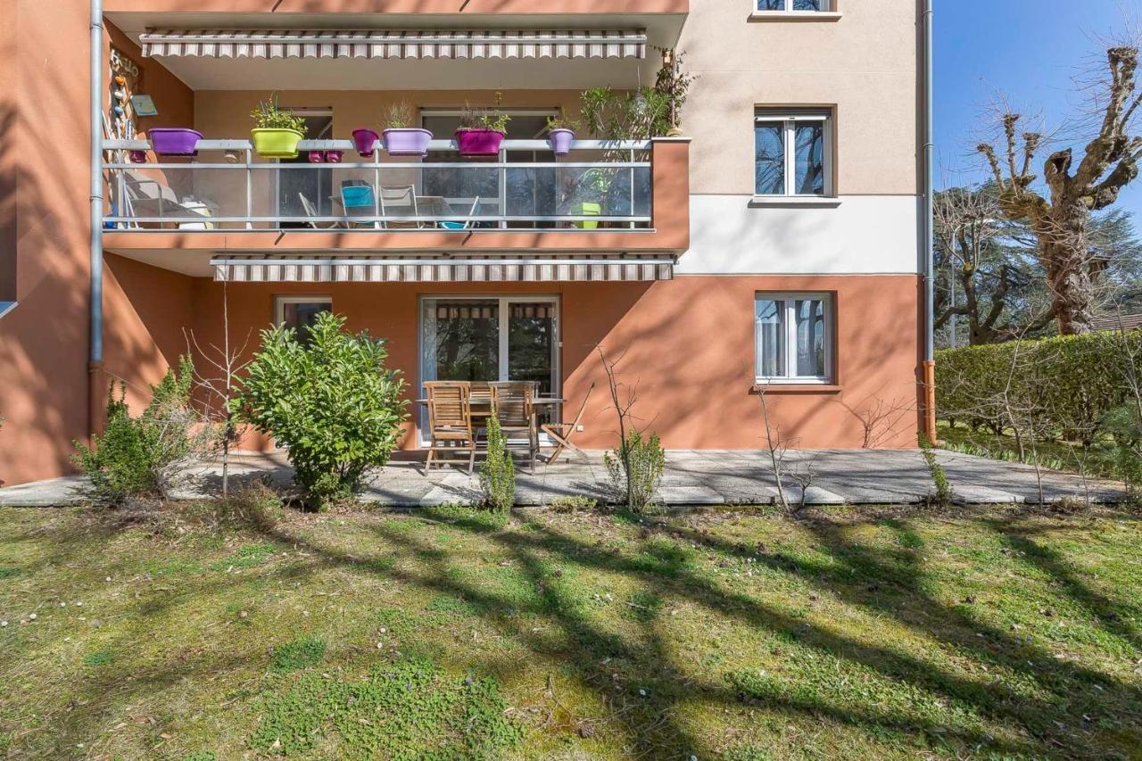 Suite Granges En Rez-De-Jardin Pour 4 Voyageurs Lyon Kültér fotó